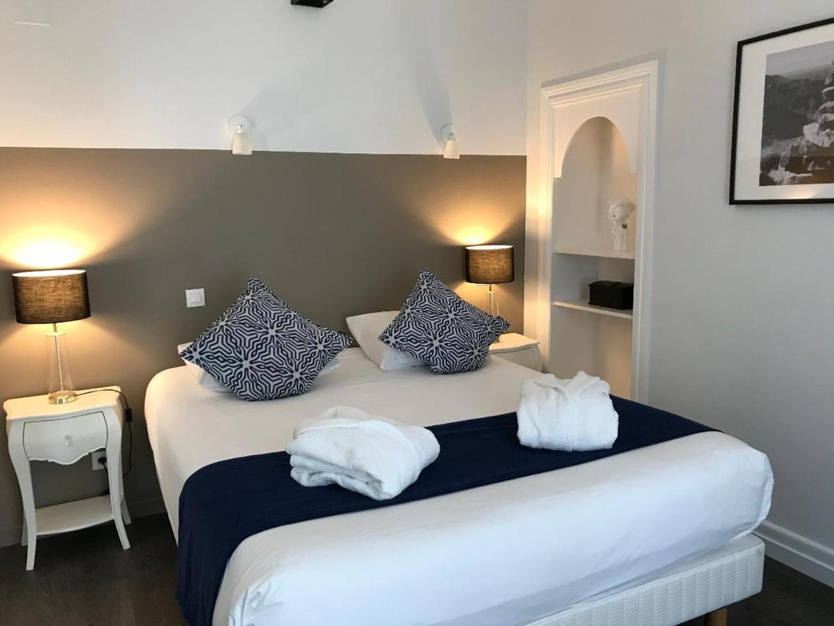 Le Grand Hotel Mont Dore Buitenkant foto